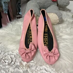 Womens shoes